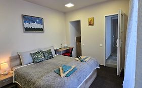 Ma Donna Rooms